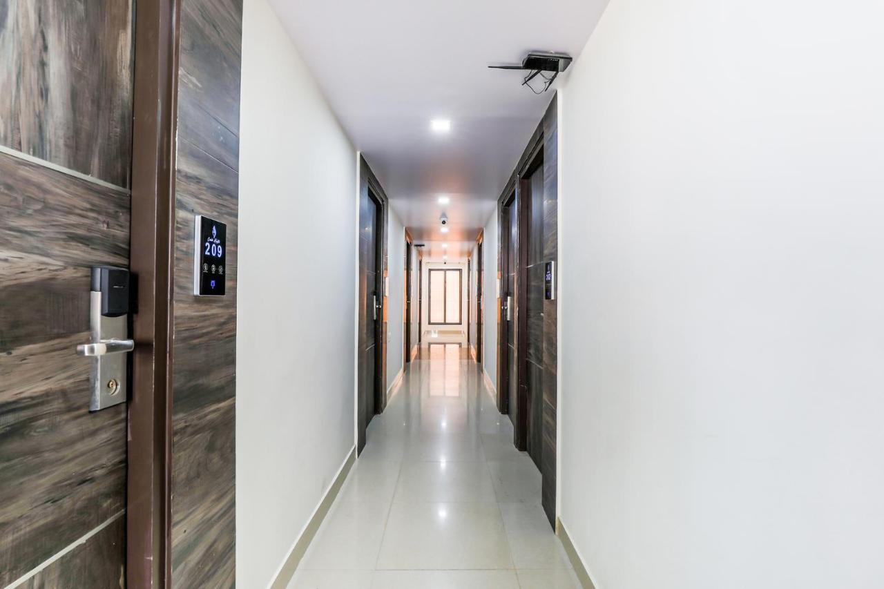 Fabhotel Crown Heights - Nr Koramangala Club Bangalore Ngoại thất bức ảnh